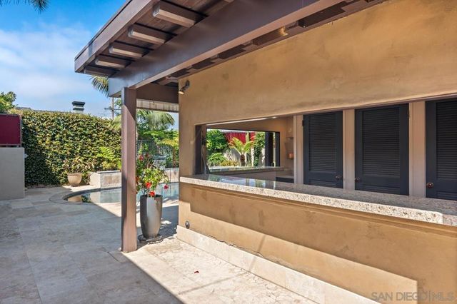 1728 West Lewis, San Diego, CA 92103