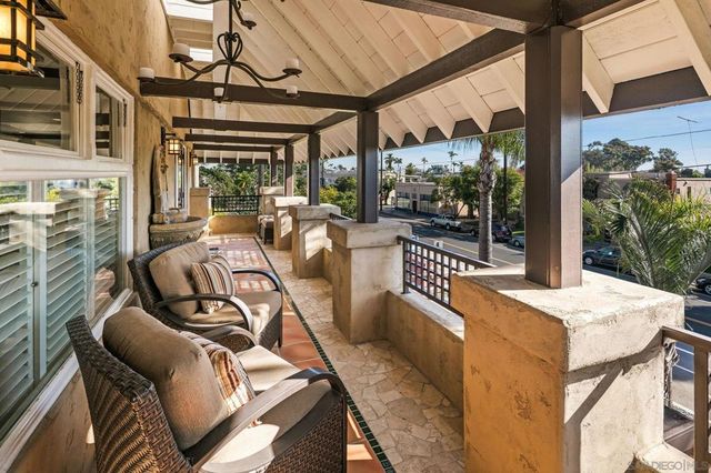 1728 West Lewis, San Diego, CA 92103