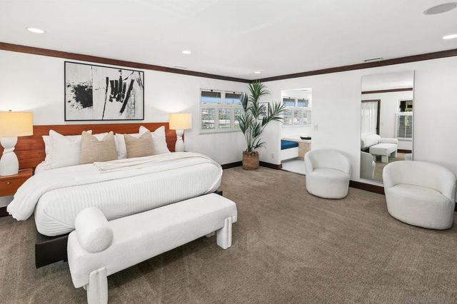 1728 West Lewis, San Diego, CA 92103