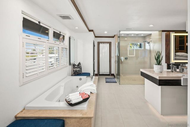 1728 West Lewis, San Diego, CA 92103