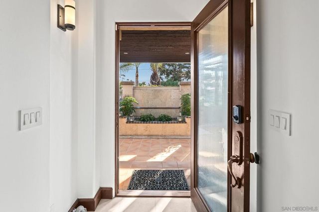 1728 West Lewis, San Diego, CA 92103