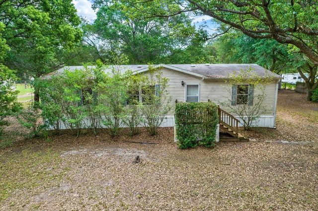 3804 PINTO LANE, Zephyrhills, FL 33541