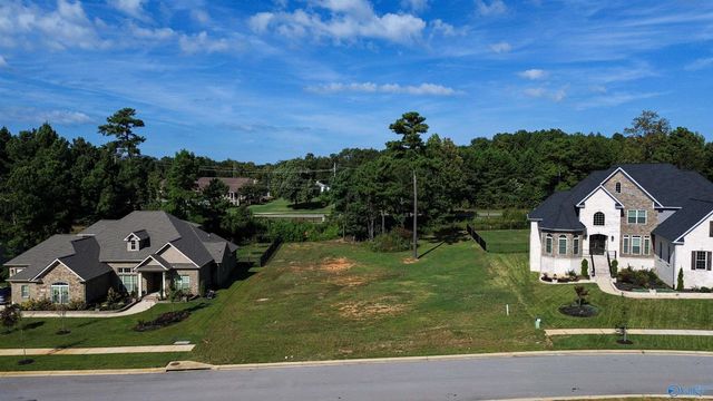10 Scenic Loop Road SE, Huntsville, AL 35803