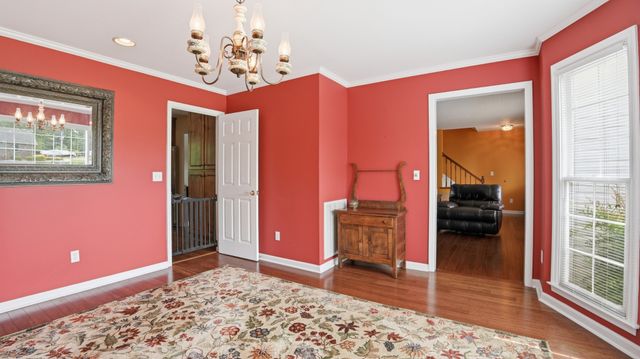 686 Bluff Dr, Winchester, TN 37398