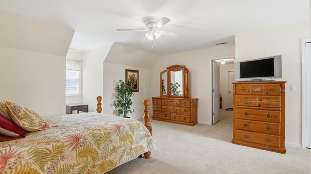 686 Bluff Dr, Winchester, TN 37398