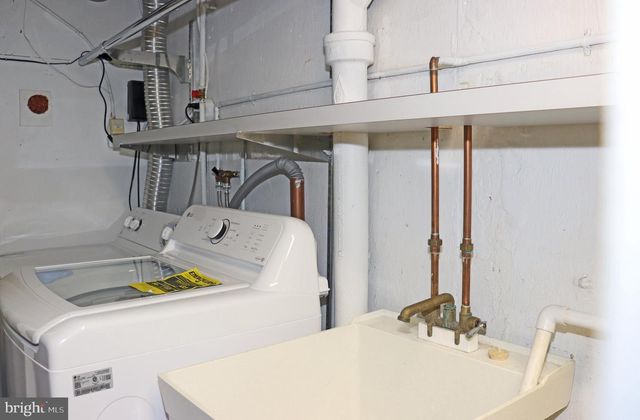 858 FAIRFAX RD, Drexel Hill, PA 19026