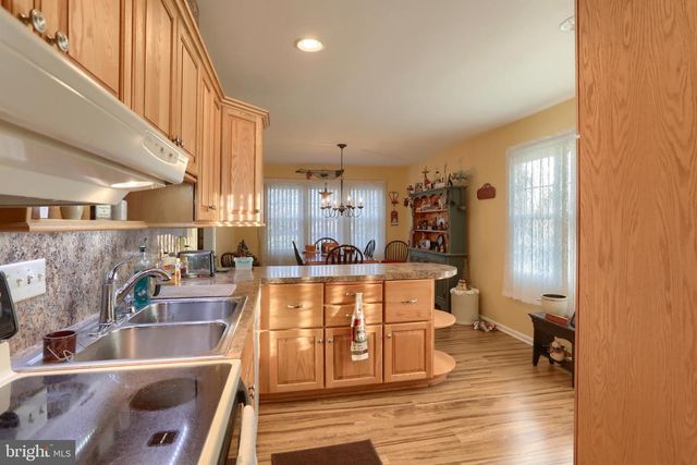 1275 MARION DR, Lebanon, PA 17042