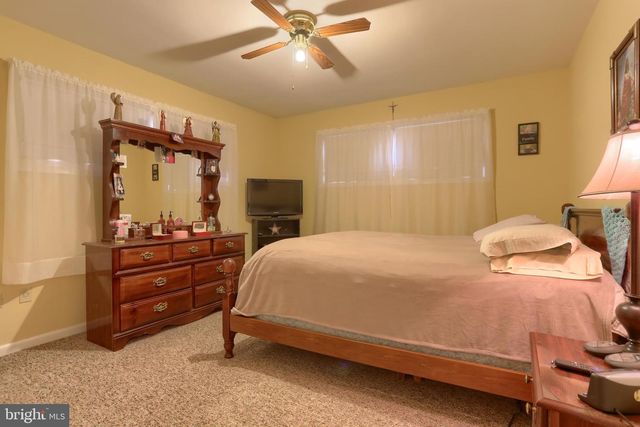 1275 MARION DR, Lebanon, PA 17042