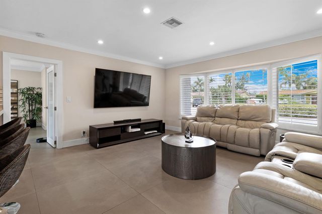 1483 NE 53rd Court, Fort Lauderdale, FL 33334