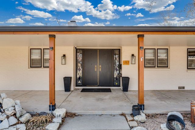 1317 N Parkwood Ln., Wichita, KS 67208