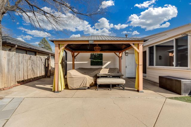 1317 N Parkwood Ln., Wichita, KS 67208