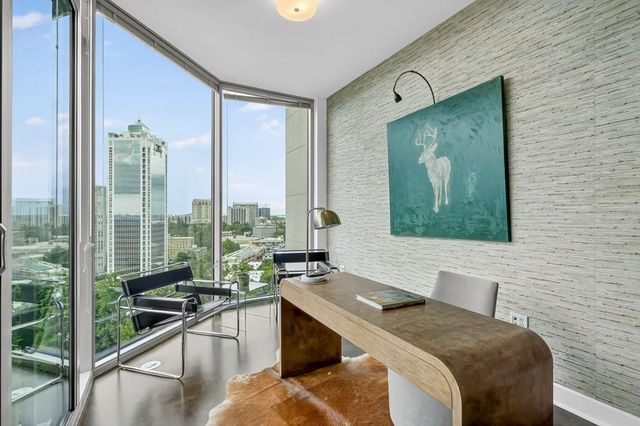 2795 Peachtree NE Road 1801, Atlanta, GA 30305