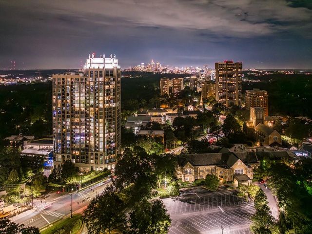 2795 Peachtree NE Road 1801, Atlanta, GA 30305