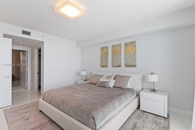 300 Sunny Isles Blvd 4-2405, Sunny Isles Beach, FL 33160