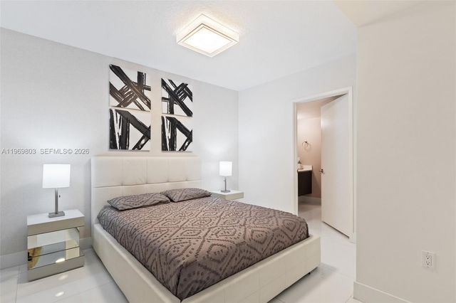 300 Sunny Isles Blvd 4-2405, Sunny Isles Beach, FL 33160