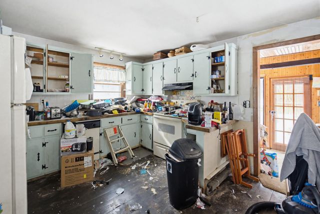 129 Sandown Road, Danville, NH 03819