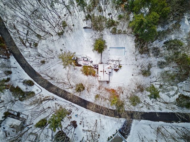 129 Sandown Road, Danville, NH 03819