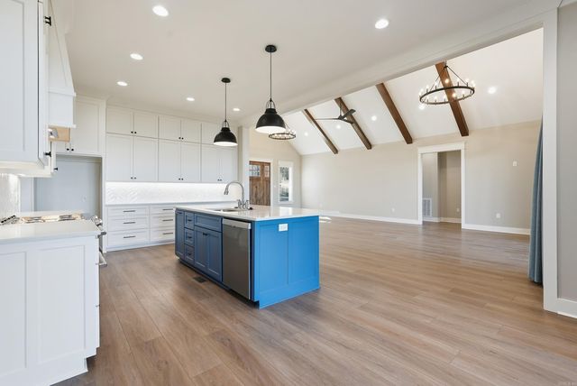 200 Waterview, Conway, AR 72032