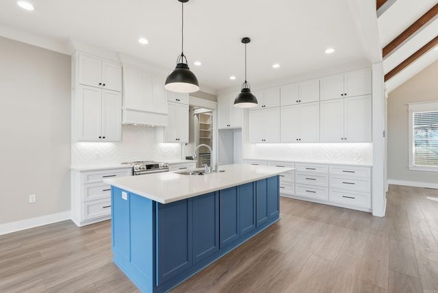 200 Waterview, Conway, AR 72032