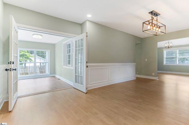 201 S Pliney Circle, Simpsonville, SC 29681