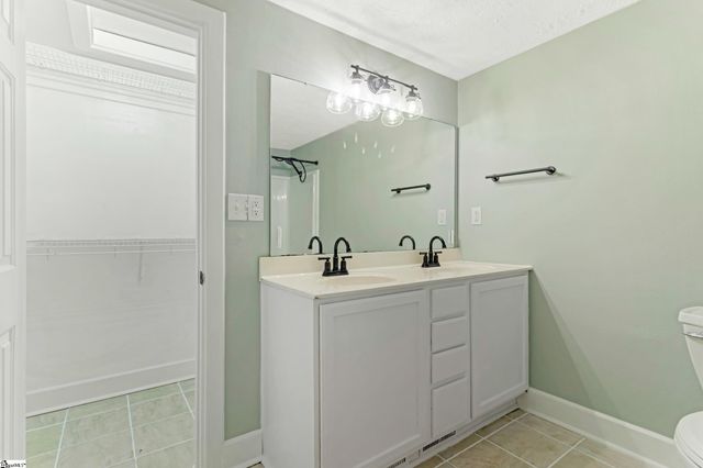 201 S Pliney Circle, Simpsonville, SC 29681