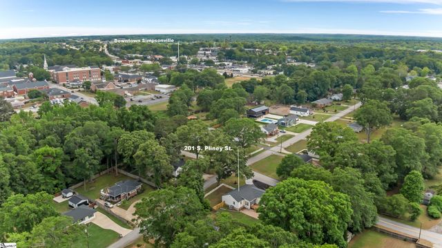 201 S Pliney Circle, Simpsonville, SC 29681