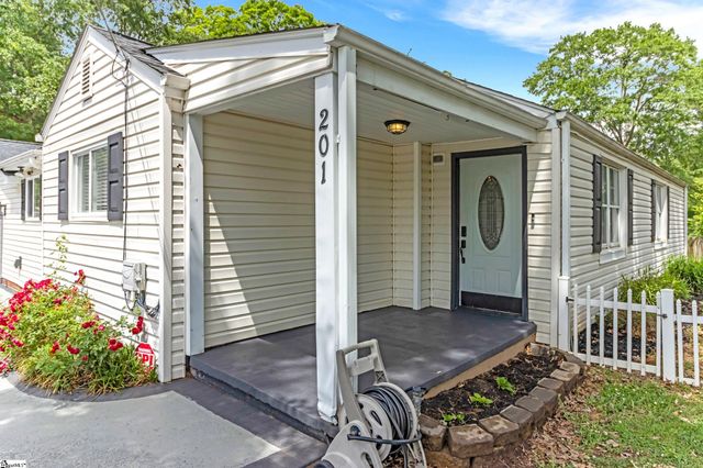 201 S Pliney Circle, Simpsonville, SC 29681