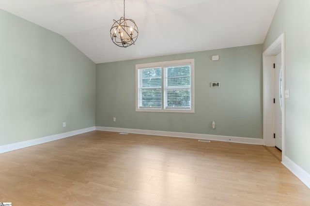201 S Pliney Circle, Simpsonville, SC 29681