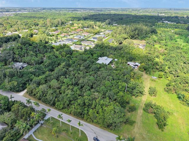 23051 SW 153rd Ct, Miami, FL 33170