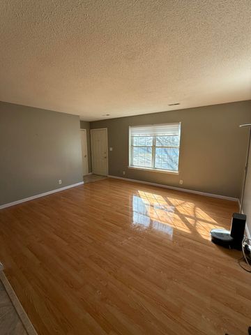 1830 W AMOS DR, Columbia, MO 65203