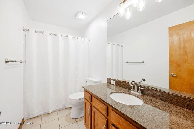 4347 Accomack Dr, Louisville, KY 40241