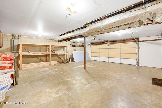 4347 Accomack Dr, Louisville, KY 40241