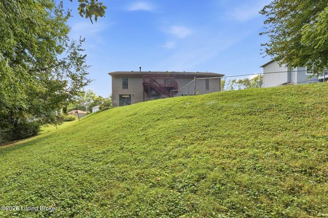 4347 Accomack Dr, Louisville, KY 40241