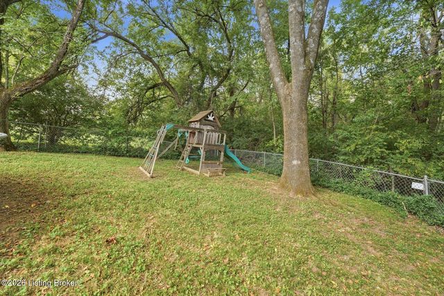 4347 Accomack Dr, Louisville, KY 40241
