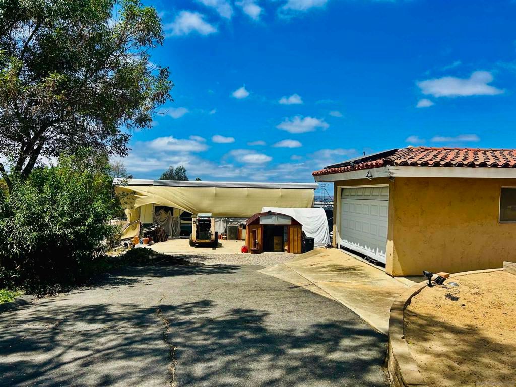 Image 46 of property listing at 2720 Mason Way, Vista, CA 92084