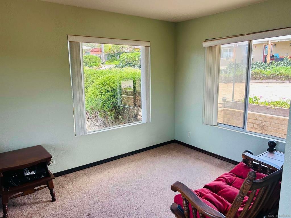 Image 50 of property listing at 2720 Mason Way, Vista, CA 92084