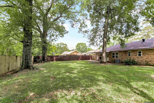 26093 Shadow Brook Ave, Denham Springs, LA 70726