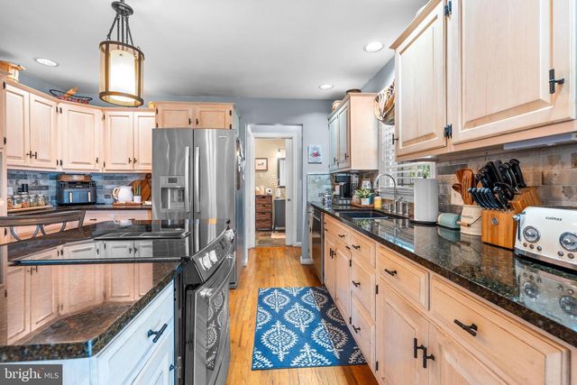 3524 BROWNING LN, Bethlehem, PA 18017