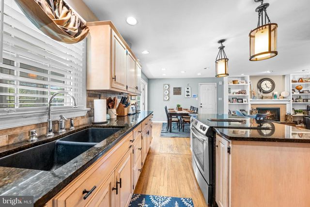 3524 BROWNING LN, Bethlehem, PA 18017