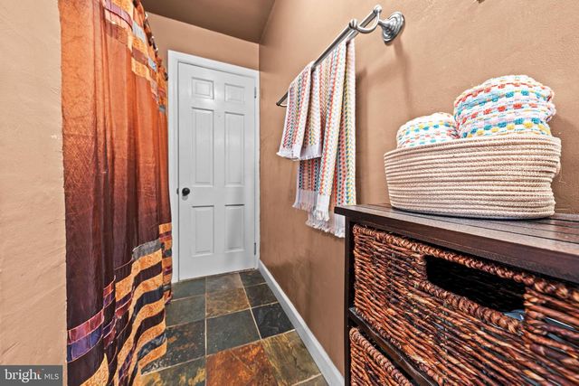3524 BROWNING LN, Bethlehem, PA 18017