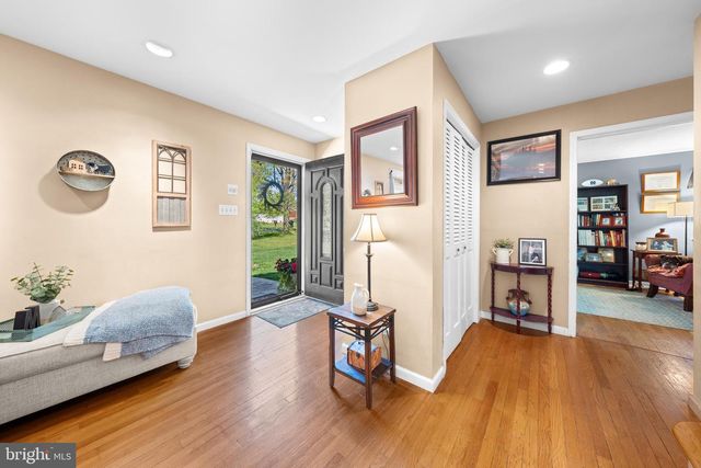 3524 BROWNING LN, Bethlehem, PA 18017