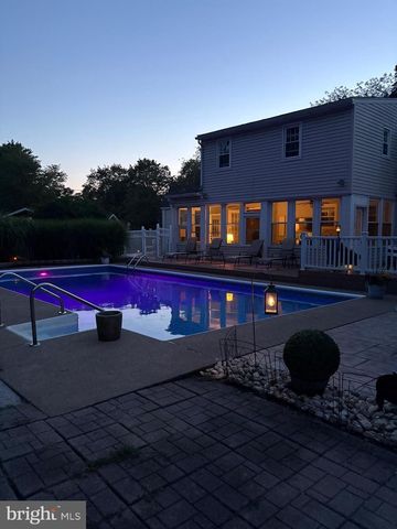 3524 BROWNING LN, Bethlehem, PA 18017