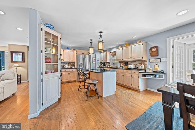 3524 BROWNING LN, Bethlehem, PA 18017