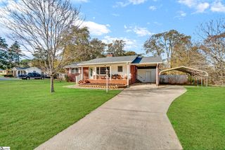 26 Parker Street, Williamston, SC 29697