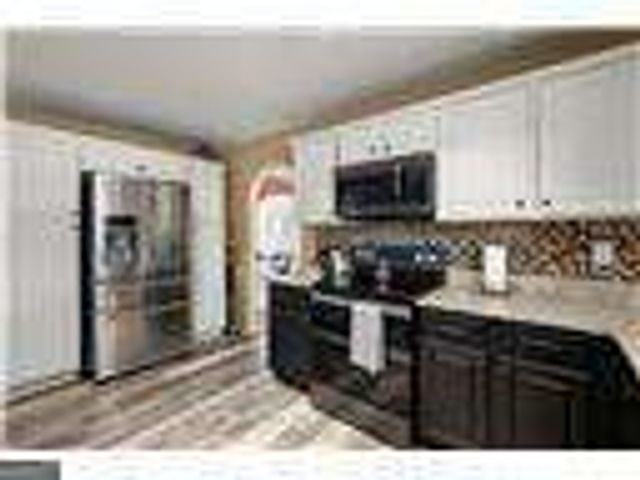 423 Blackbird Way, Hampton, GA 30228