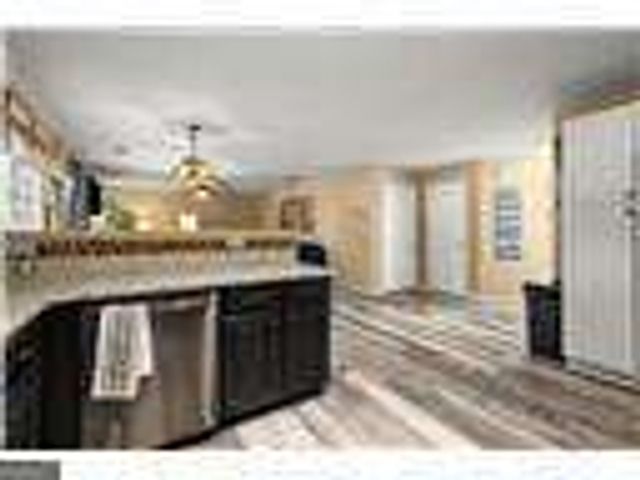 423 Blackbird Way, Hampton, GA 30228