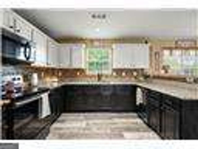 423 Blackbird Way, Hampton, GA 30228