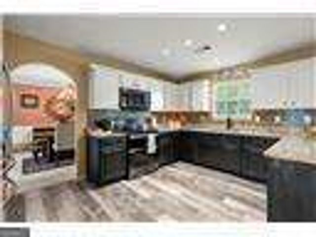 423 Blackbird Way, Hampton, GA 30228