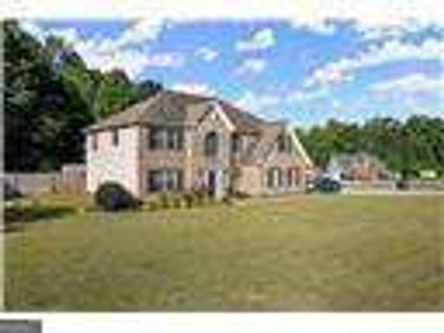423 Blackbird Way, Hampton, GA 30228
