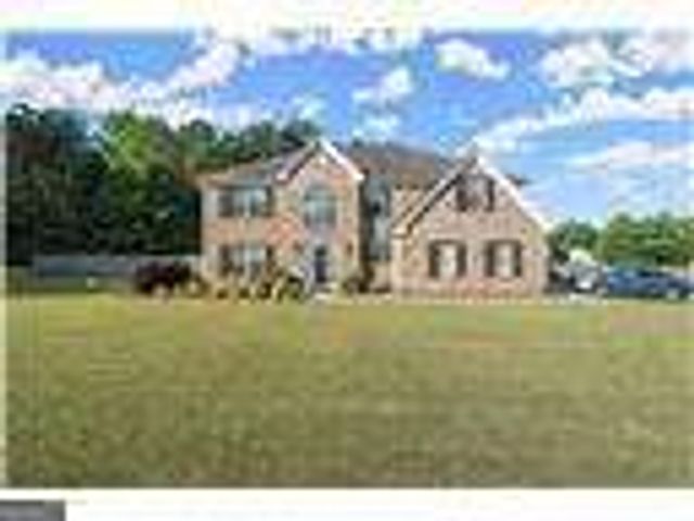 423 Blackbird Way, Hampton, GA 30228